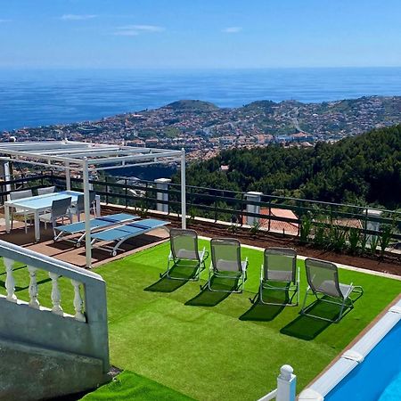 Studio Geek Villa: Matrix-Inspired Open Space with Year-Round Pool Funchal  Exterior photo